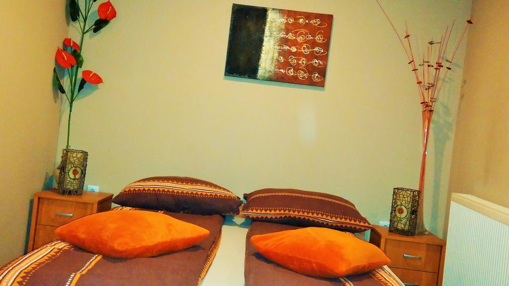 B&B Bazeni SJJ Habitación foto